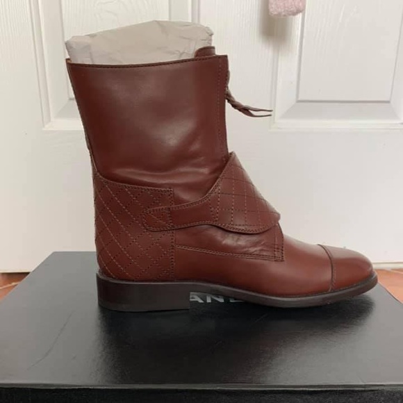 Chanel 12A Polo Boots - Picture 5 of 8